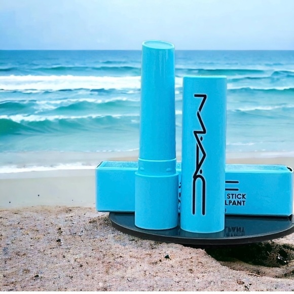 M.A.C. Cosmetics Squirt Plumping Gloss Stick In Nova(Blue) - Picture 1 of 13